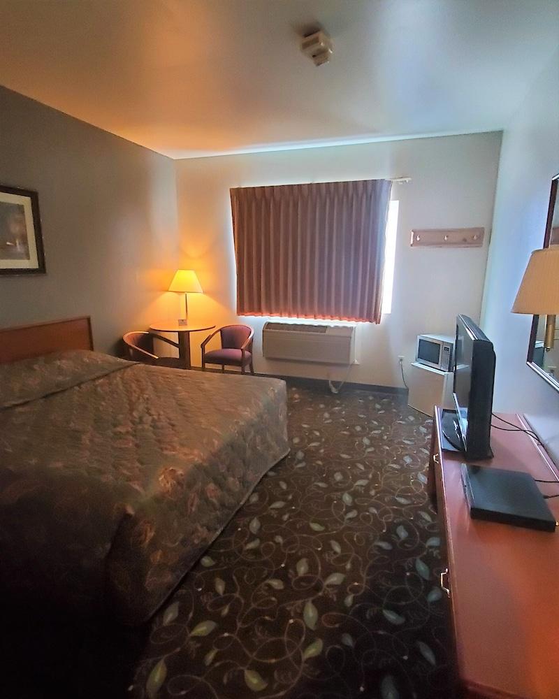 Quality Inn & Suites Pinedale photo 22