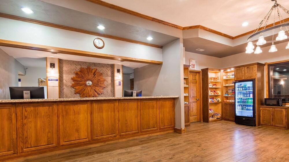 Best Western Buffalo Ridge Inn photo 3