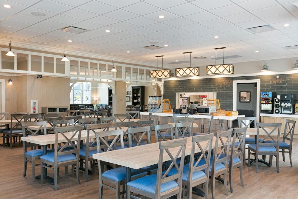 Carlisle Inn photo 34