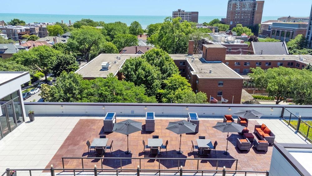 Hampton Inn Chicago North-Loyola Station photo 53