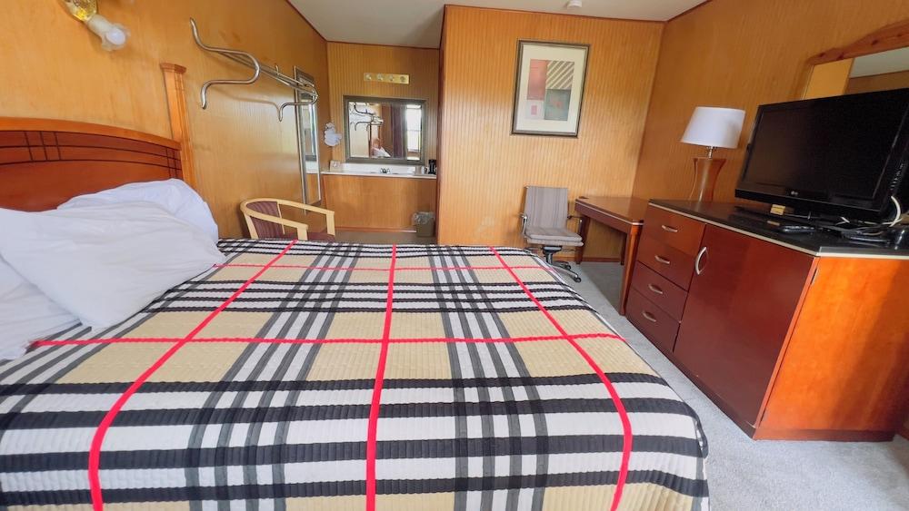 Country Inn Motel photo 23