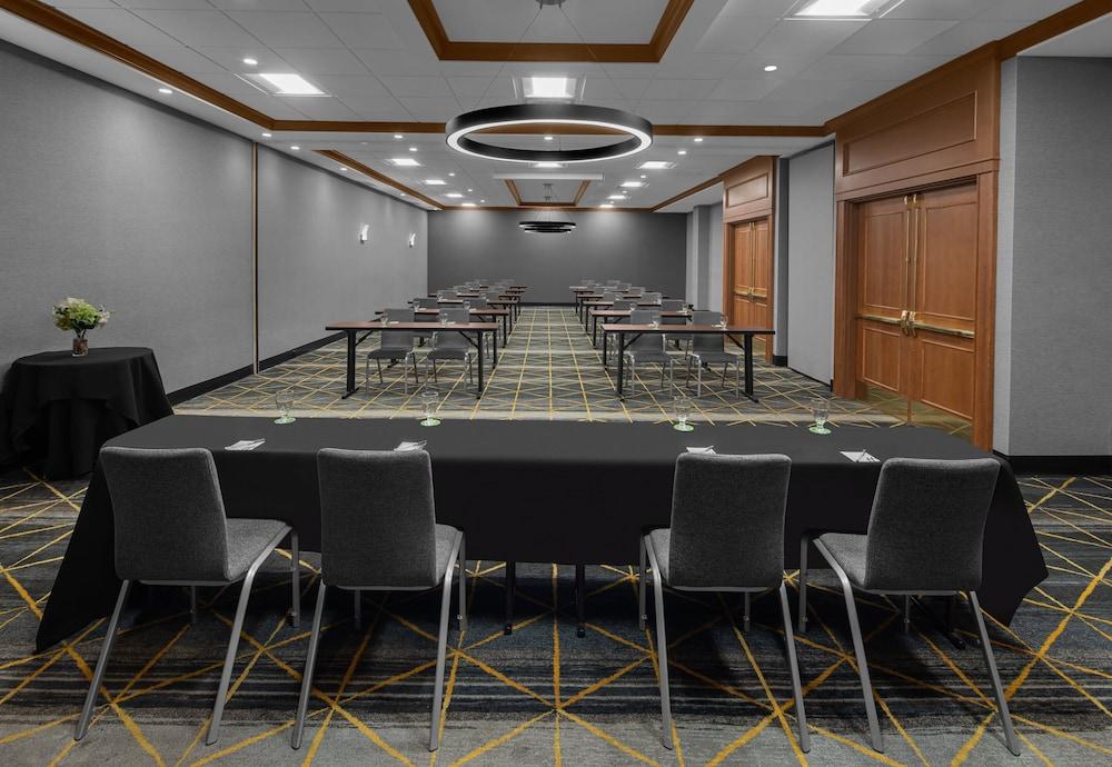 Holiday Inn Hasbrouck Heights-Meadowlands by IHG photo 25