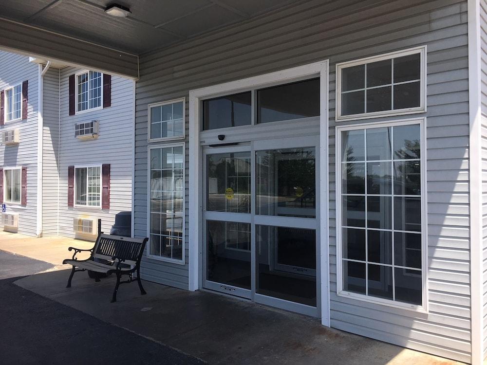 Quality Inn Neosho photo 17