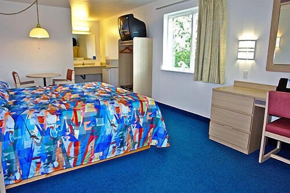Motel 6 Portland, OR - Downtown photo 15