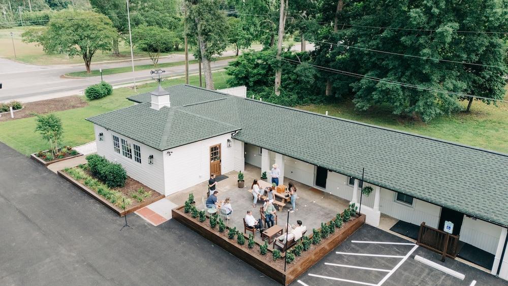 Rochambeau Roadside Inn photo 10