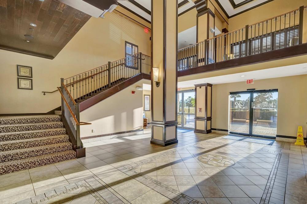 The Village Resort Suite and Spa photo 7