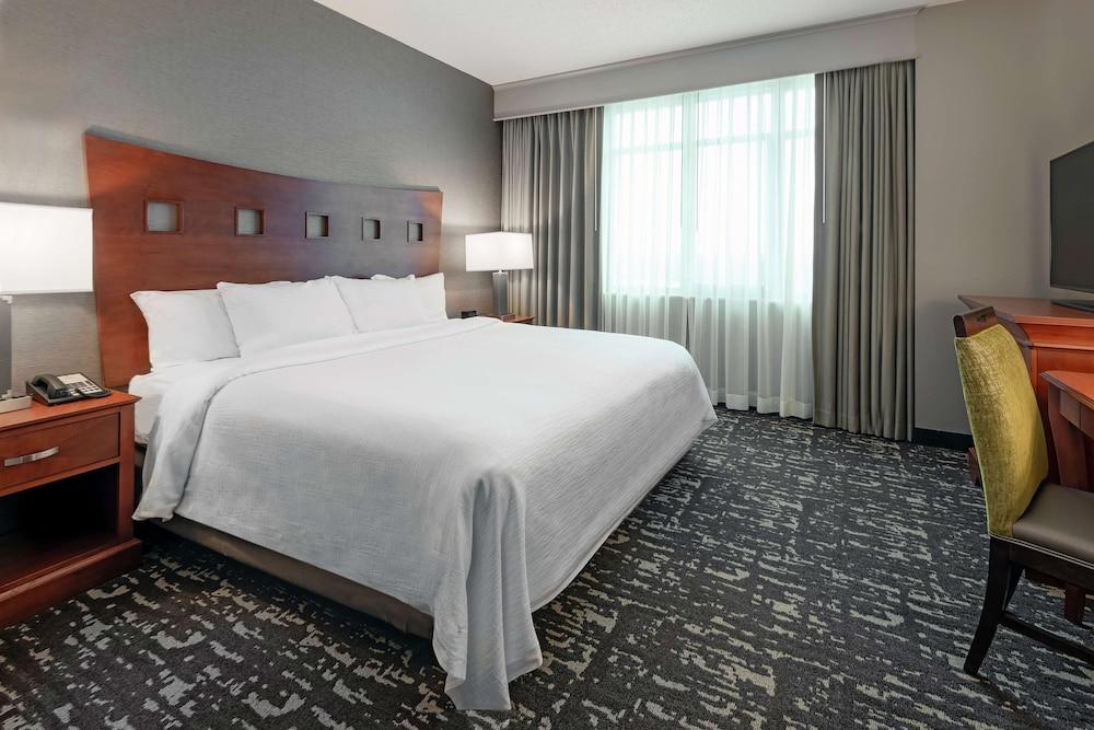 Embassy Suites by Hilton St. Louis St. Charles photo 7