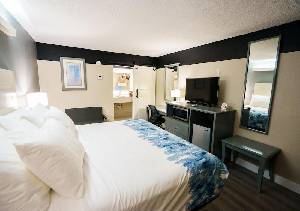 Lx Hotel, Powered by ACW Circle photo 47