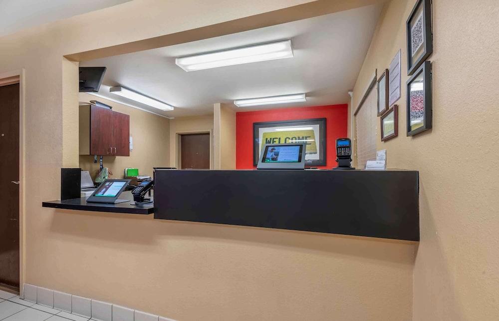 Extended Stay America Select Suites Gainesville I-75 photo 5