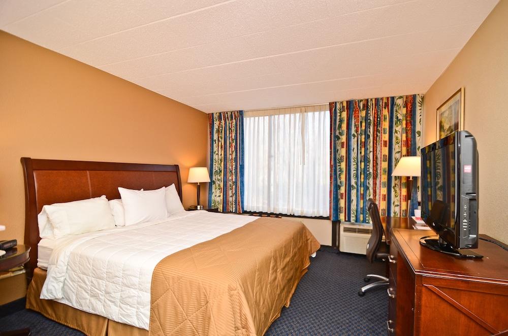Pocono Resort Conference Center - POCONO MOUNTAINS photo 12