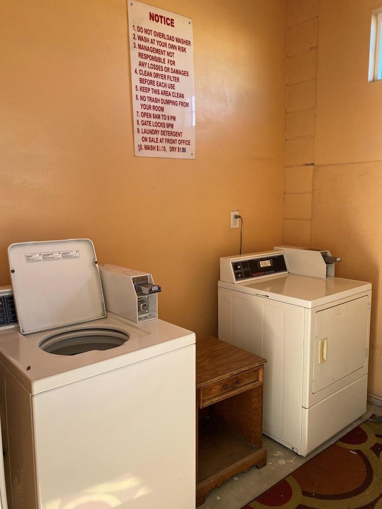 Regency Motel of Brea photo 13