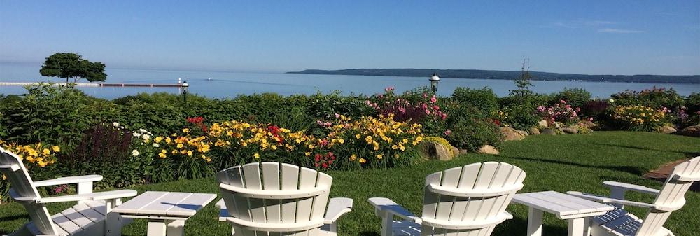 Stafford's Bay View Inn photo 52