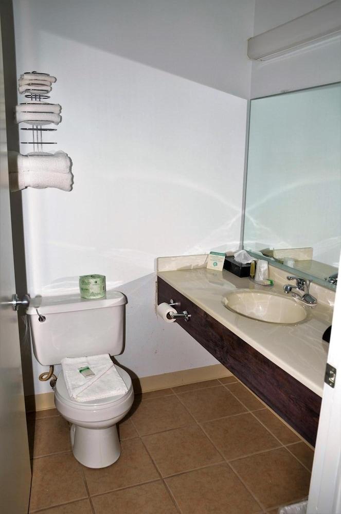 Rock Creek Hotel photo 25