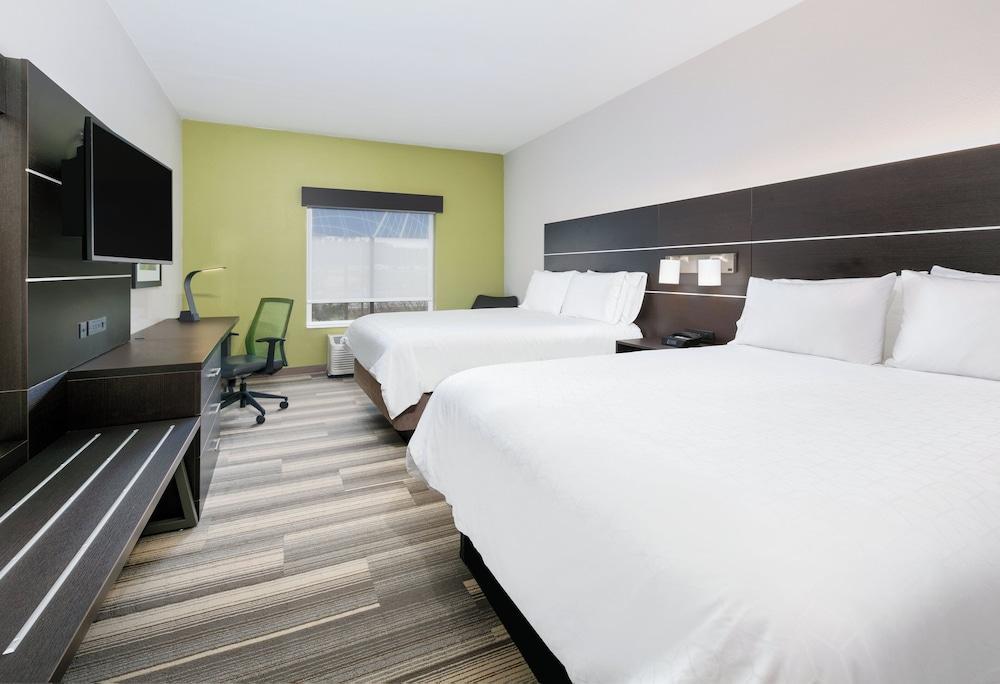 Holiday Inn Express Hotel & Suites Pell City by IHG photo 73