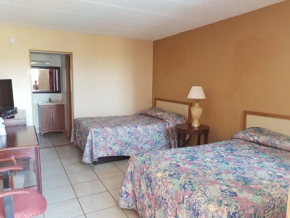 Cloud 9 Inn photo 23
