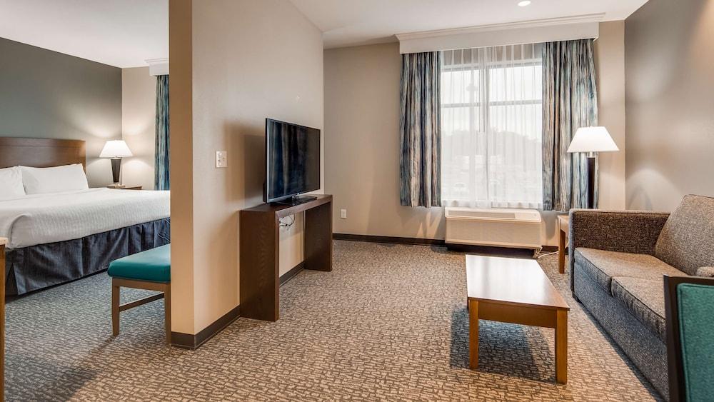 Best Western Plus Executive Residency Marion photo 6