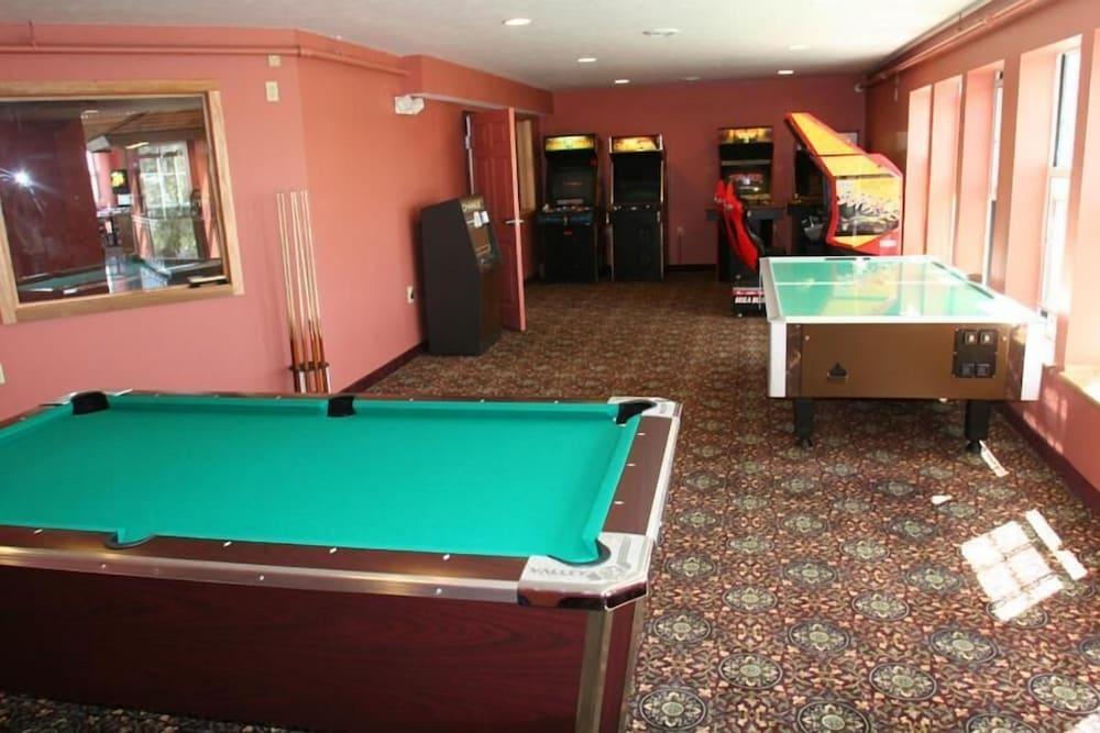 Crown Choice Inn & Suites Lakeview & Waterpark photo 7