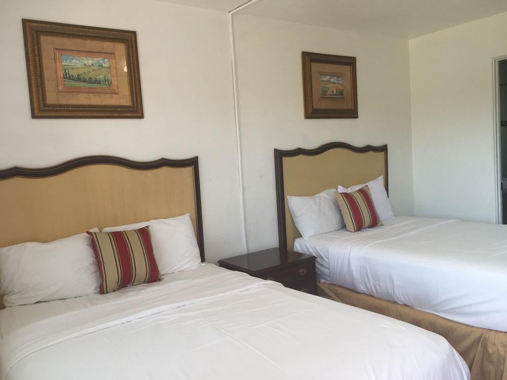 Family Inn photo 5