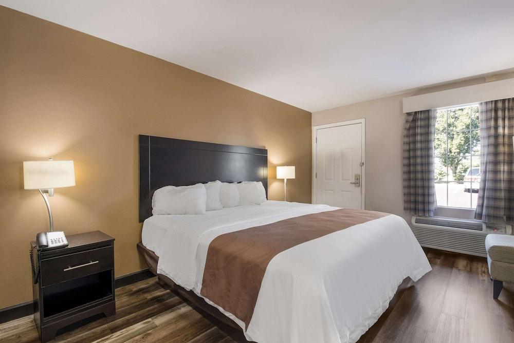 Quality Inn Decherd - Winchester photo 19