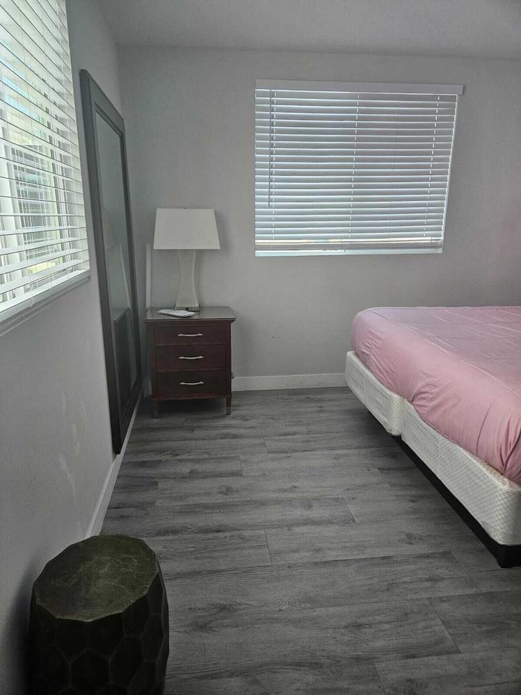 StaysPro - Hollywood Homes Minutes to Everything photo 47
