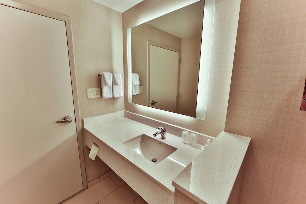 Fairfield Inn & Suites by Marriott Savannah Midtown photo 19