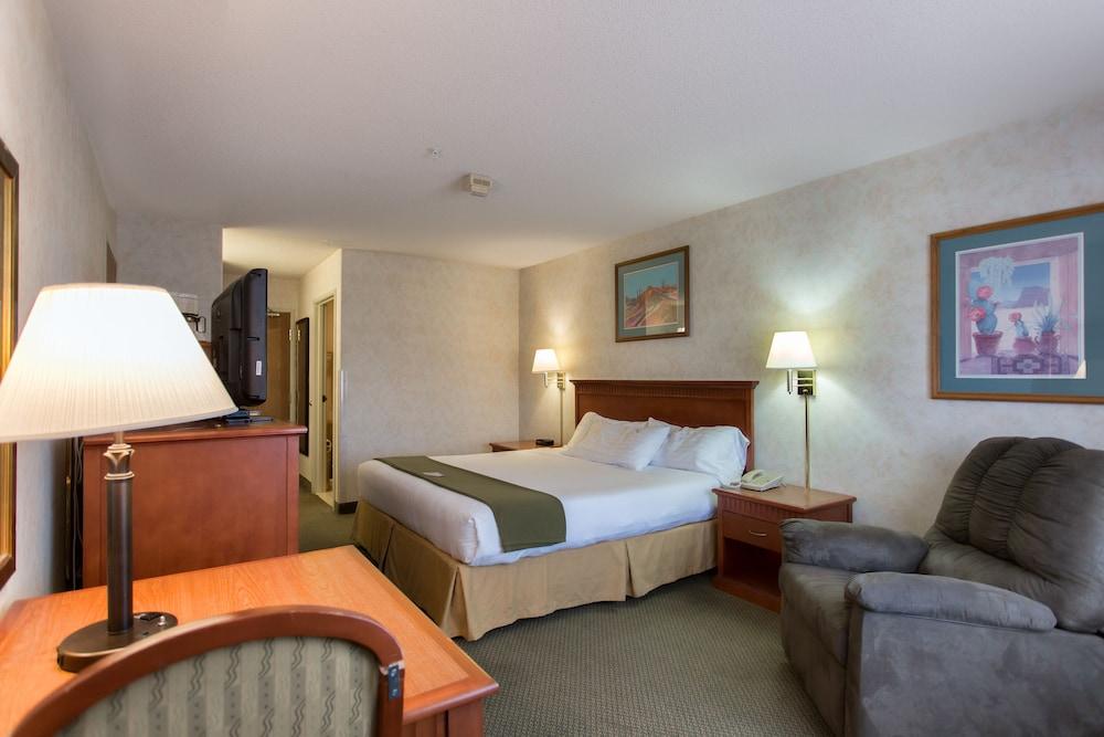 Vagabond Inn Executive - Green Valley photo 8