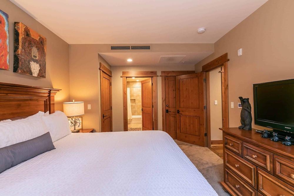 East West Hospitality Tahoe photo 21