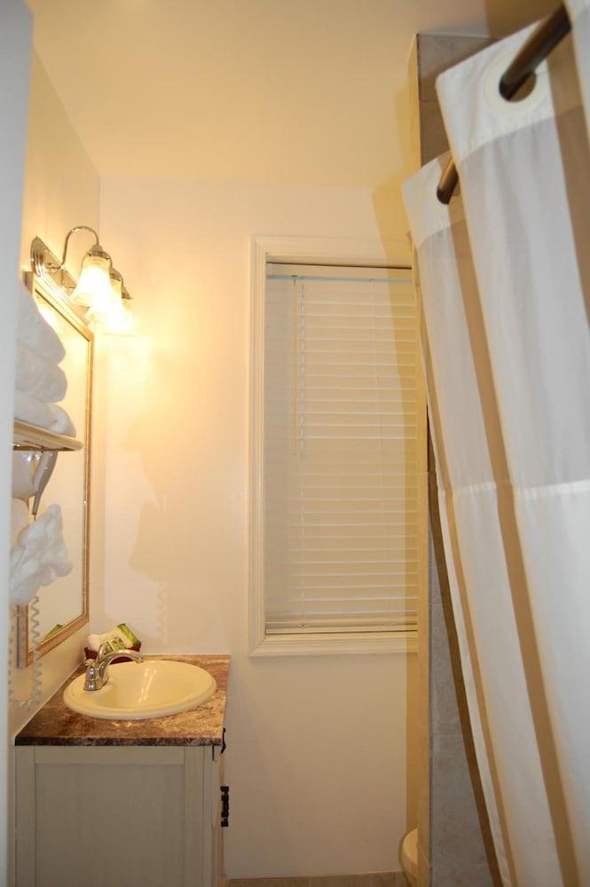 District Hotel photo 23