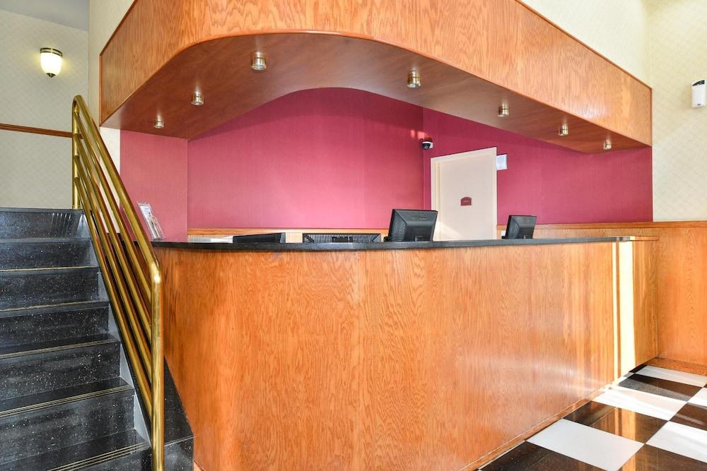 Lex View Inn at JFK Airport photo 3
