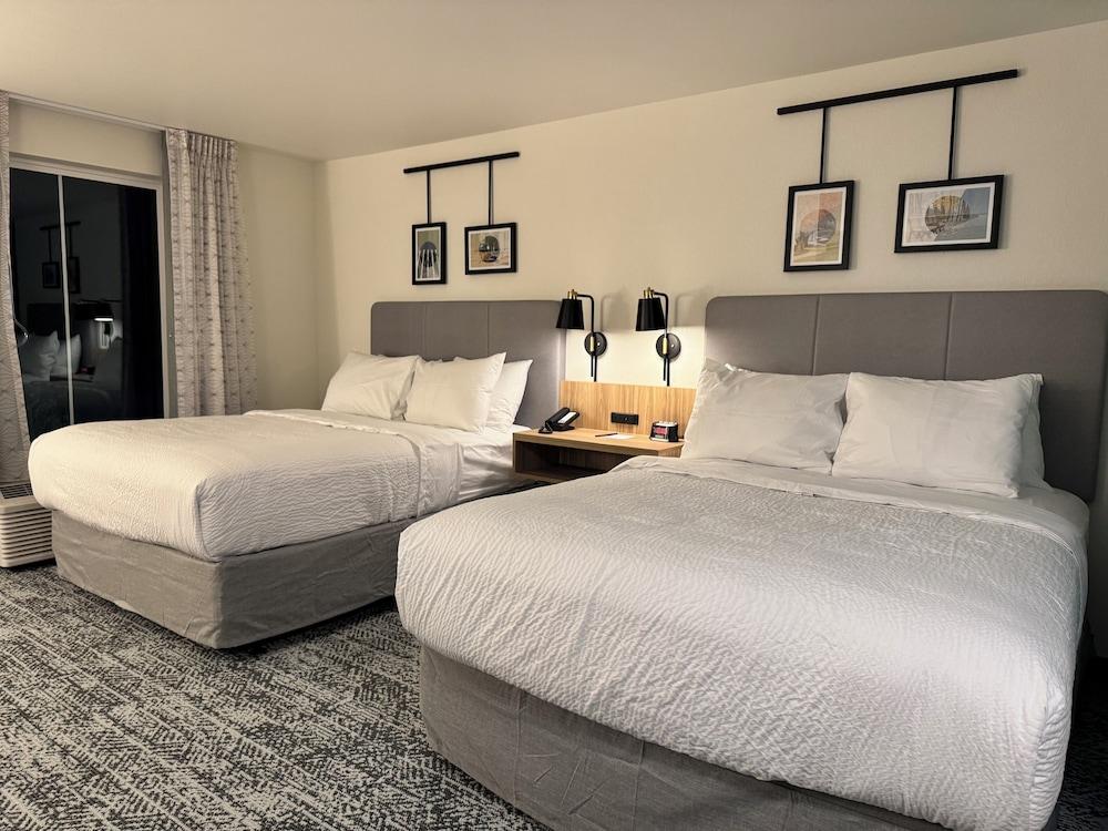 Sleep Inn & Suites photo 38