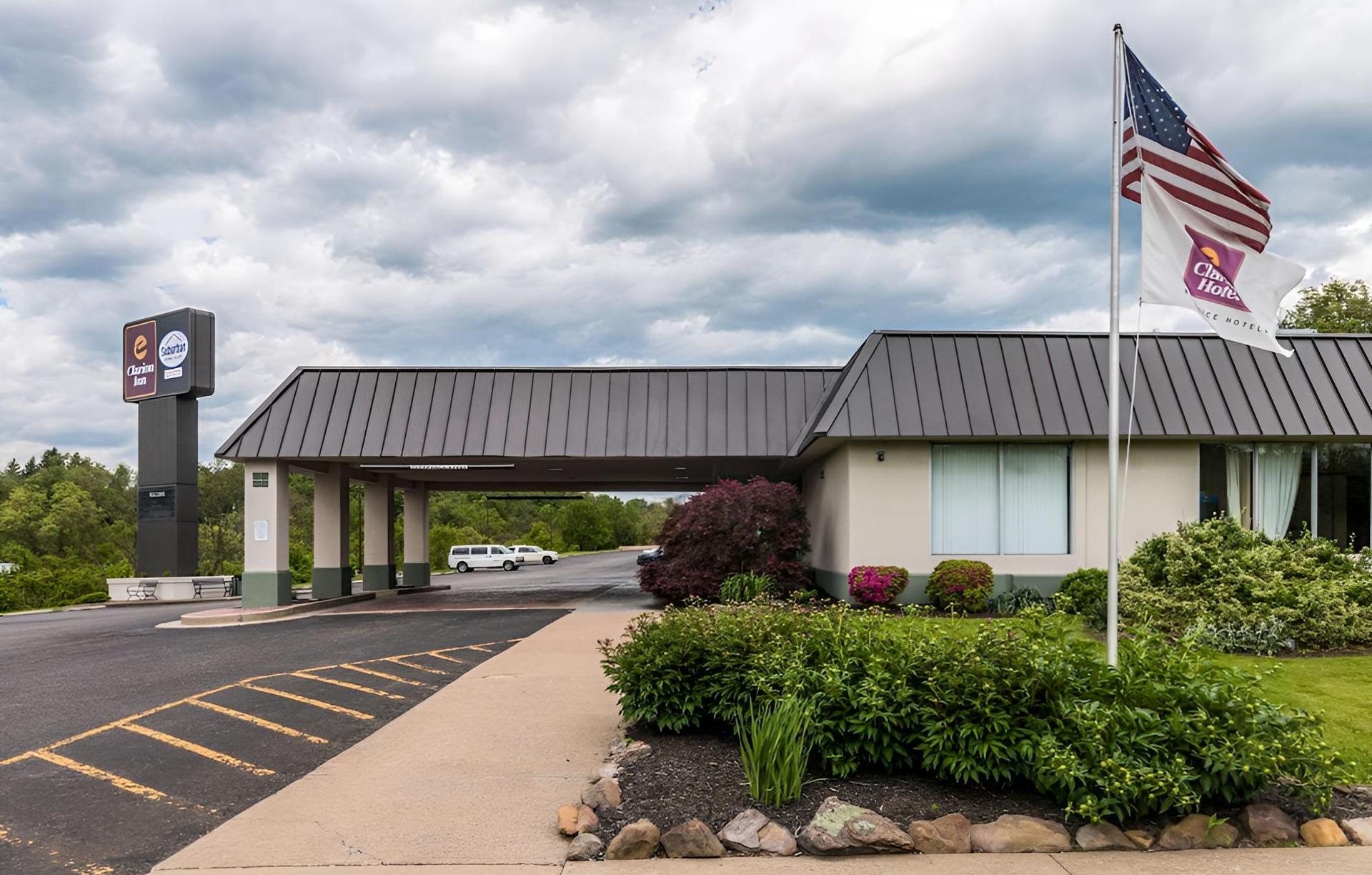 Suburban Studios photo 6