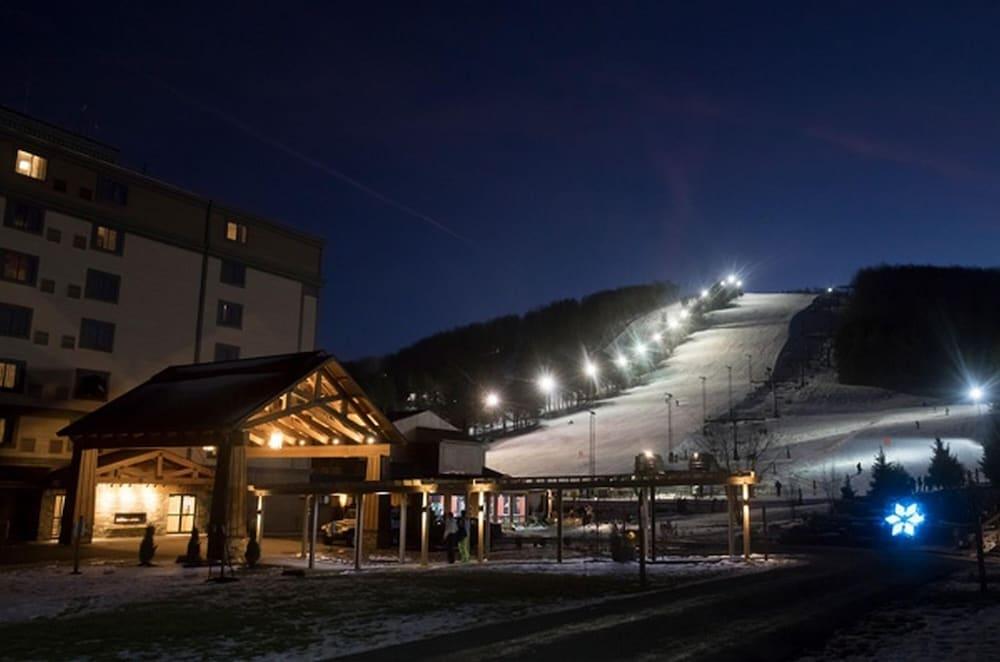 The Lodge at Wisp Resort photo 7