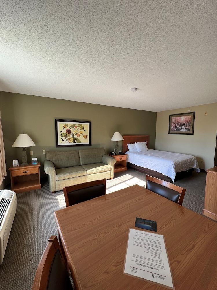 Country Inn Walker photo 14