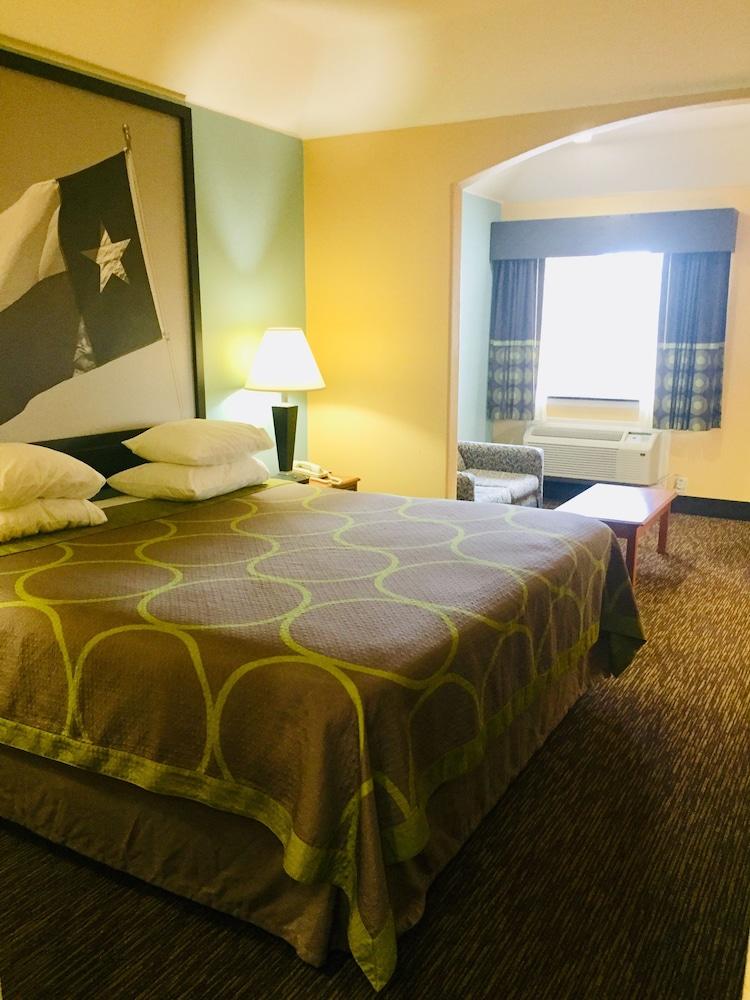 Quality Inn Montgomery - Lake Conroe photo 28