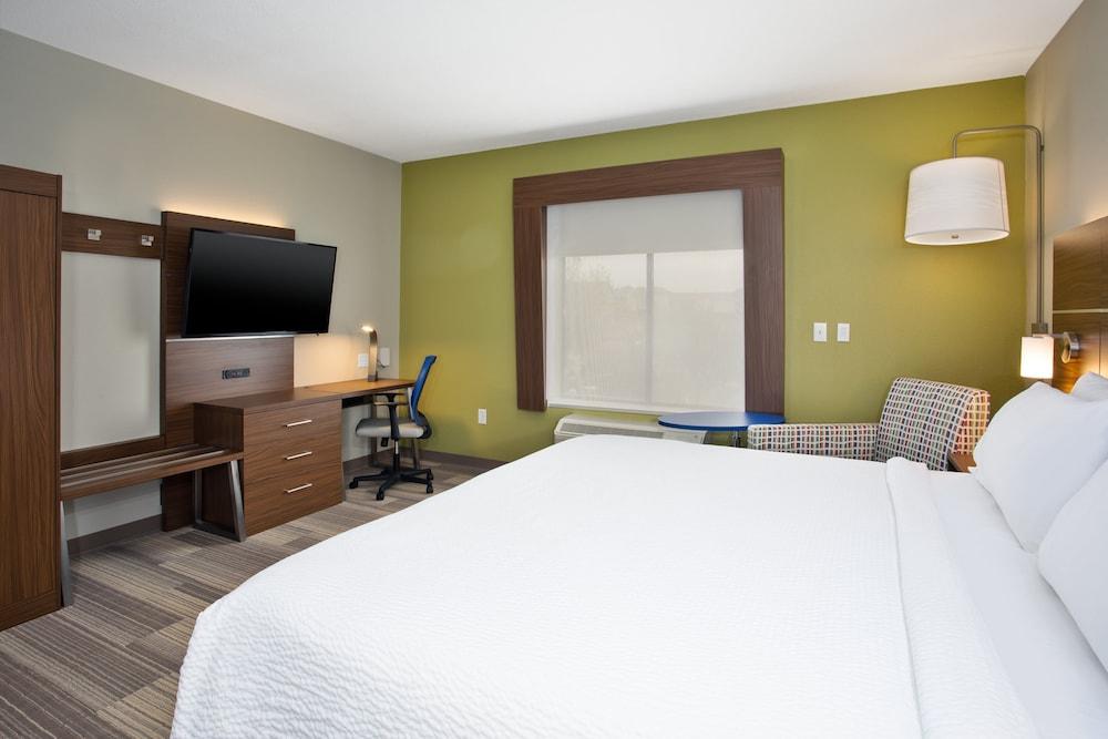 Holiday Inn Express & Suites Houston West - Katy by IHG photo 26