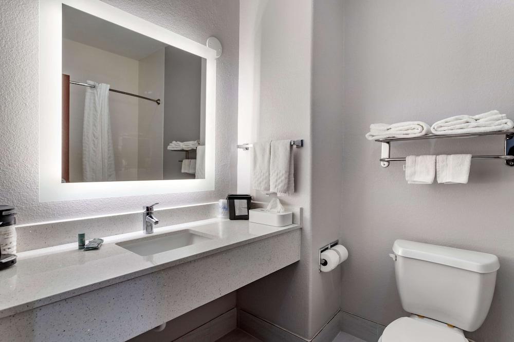 Best Western Oakdale Inn photo 24
