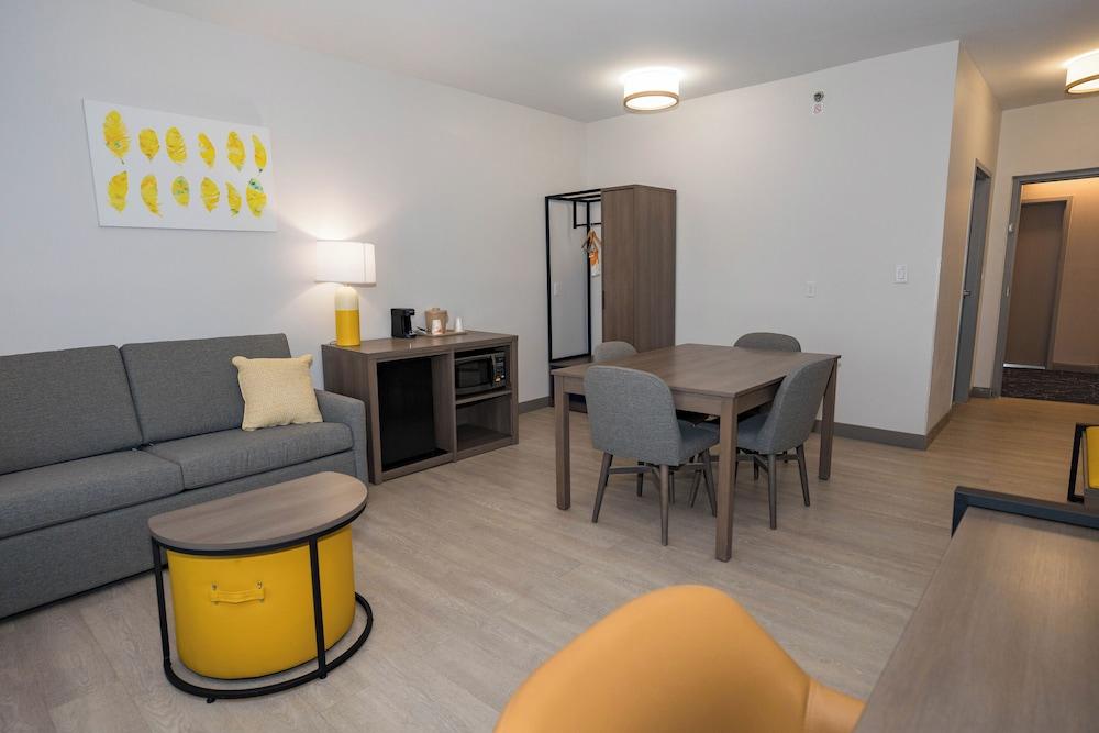 Comfort Inn & Suites River City Decatur photo 18