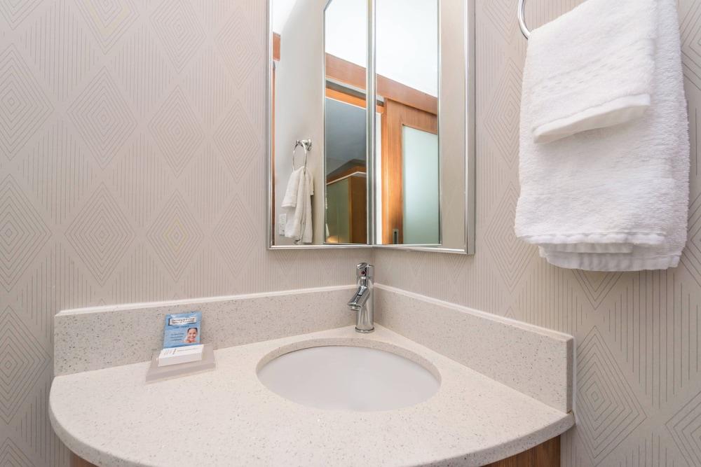 SpringHill Suites Huntsville Downtown photo 12