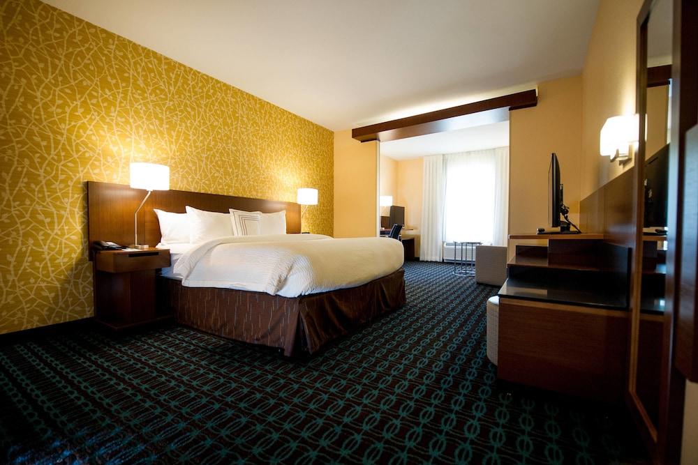 Fairfield Inn & Suites Cambridge photo 41