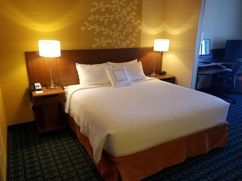 Fairfield Inn & Suites Gallup photo 9