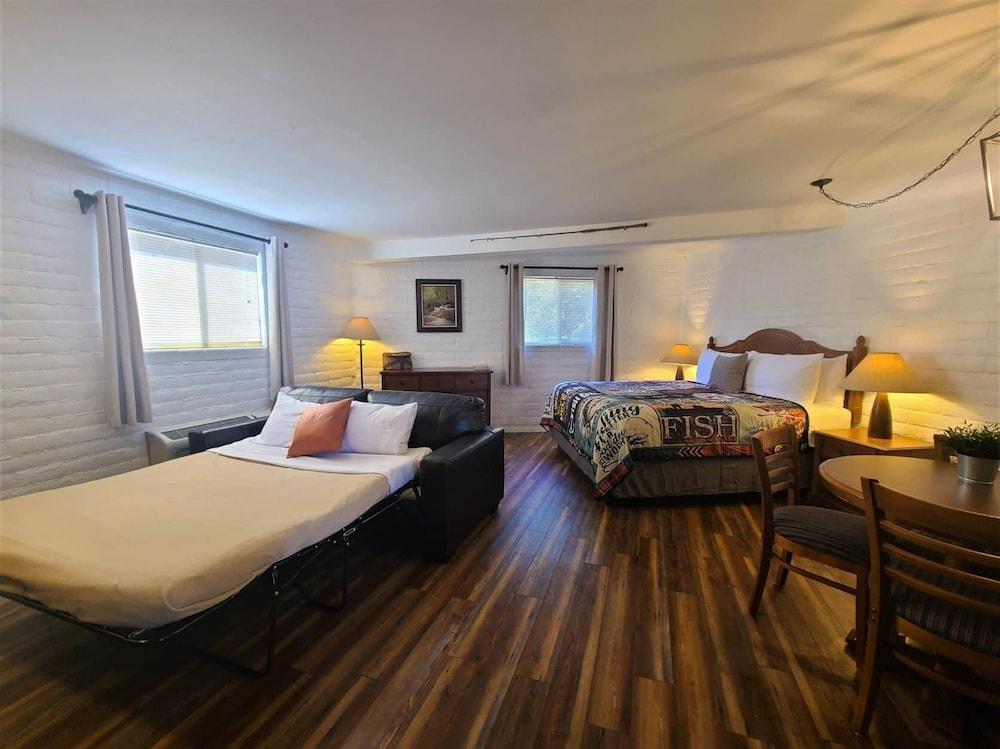 The Nook Pinetop photo 44
