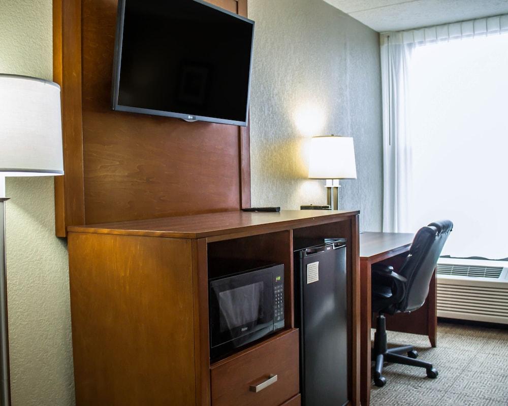 Comfort Inn Alliance photo 14