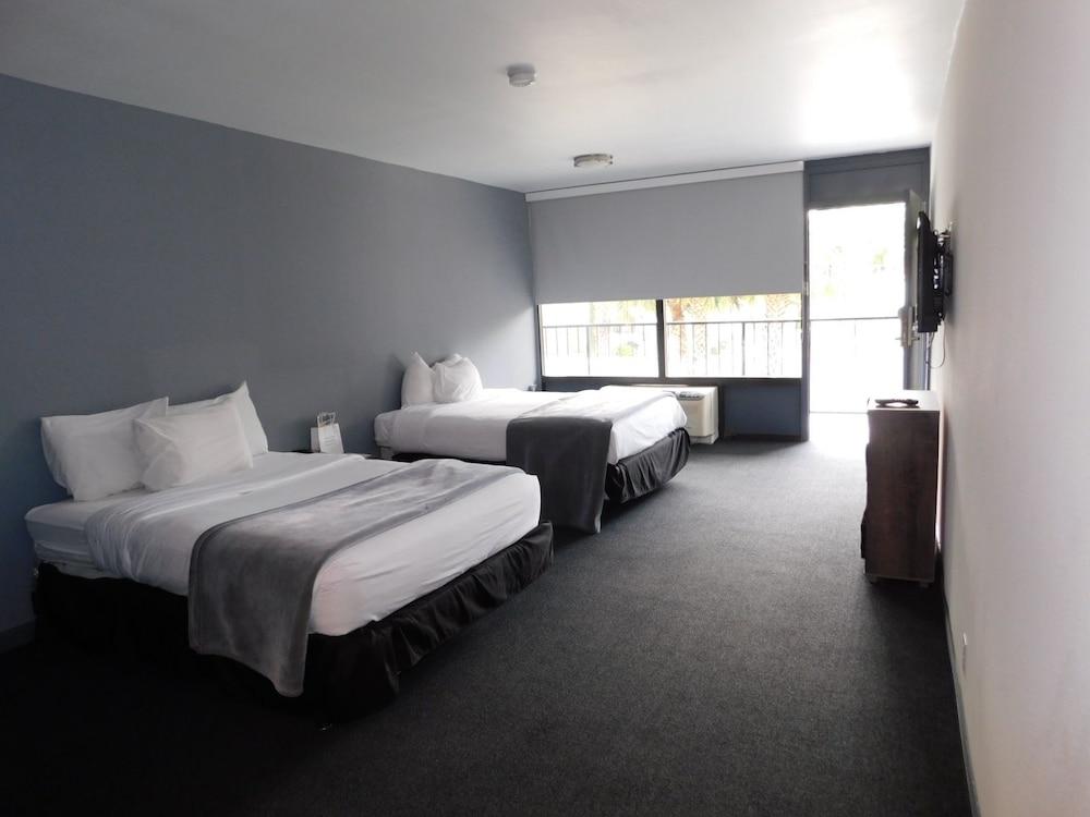 Ramada by Wyndham New Orleans photo 12