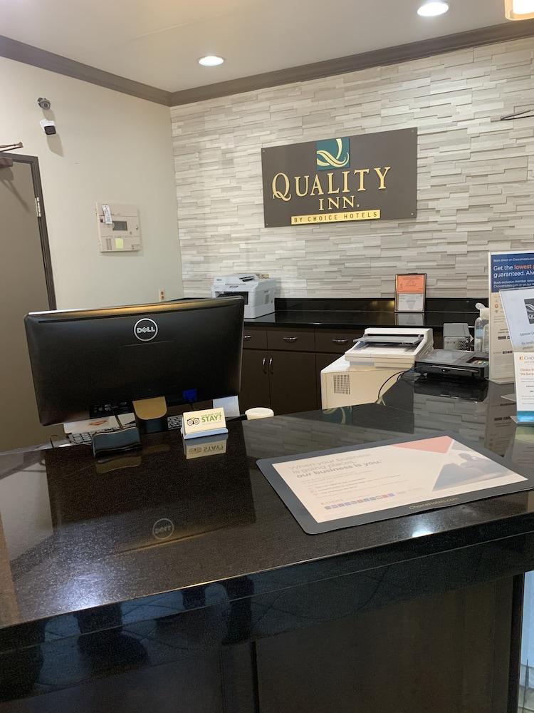 Quality Inn Forsyth - Decatur photo 4