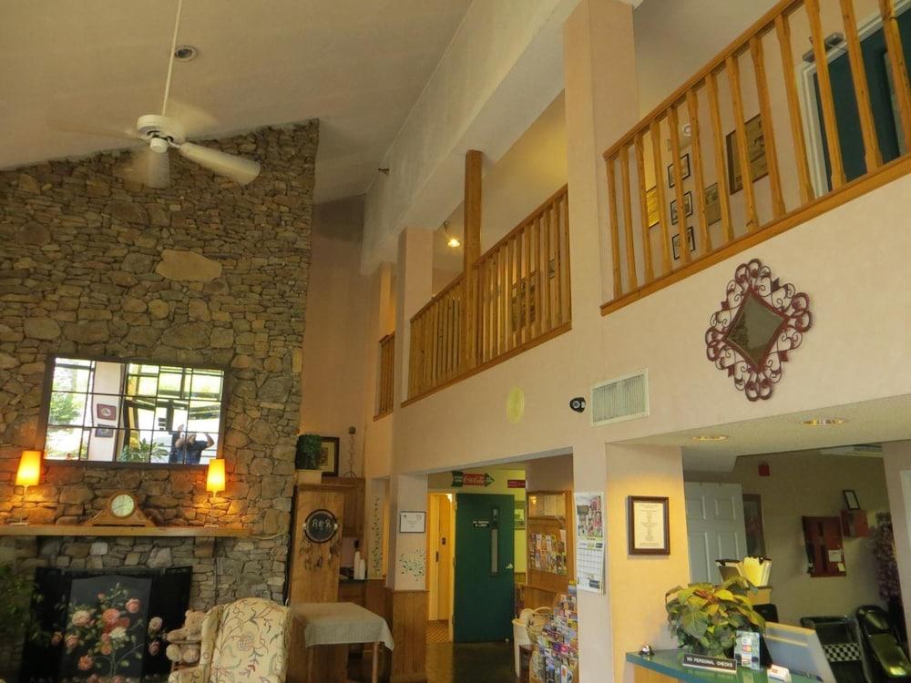 Americourt Hotel photo 37