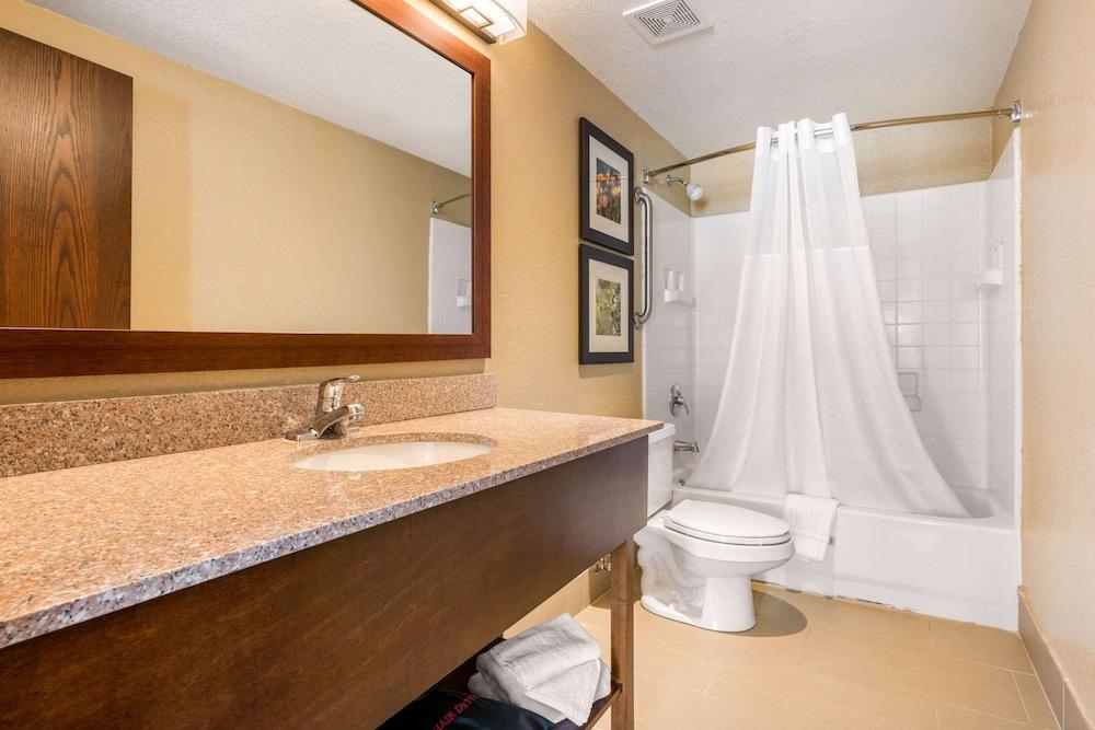 Comfort Inn Lathrop - Stockton Airport photo 29