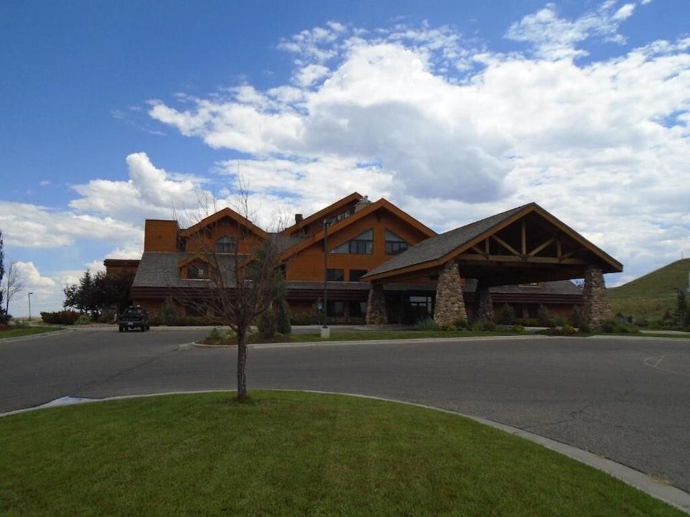 Casper C'mon Inn Hotel & Suites photo 10
