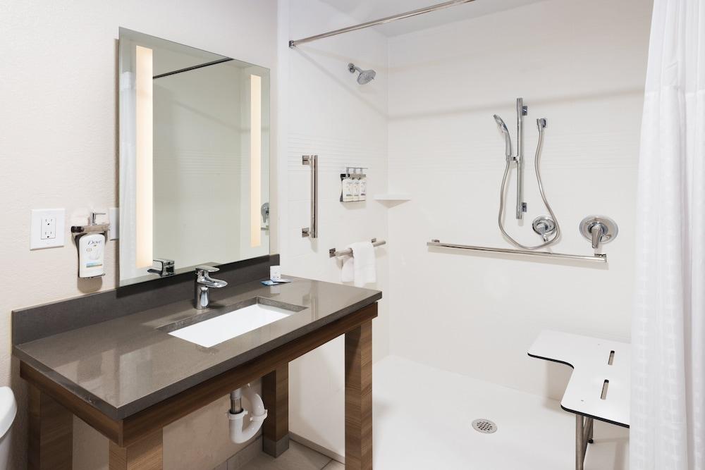 Candlewood Suites Montgomery- North by IHG photo 9