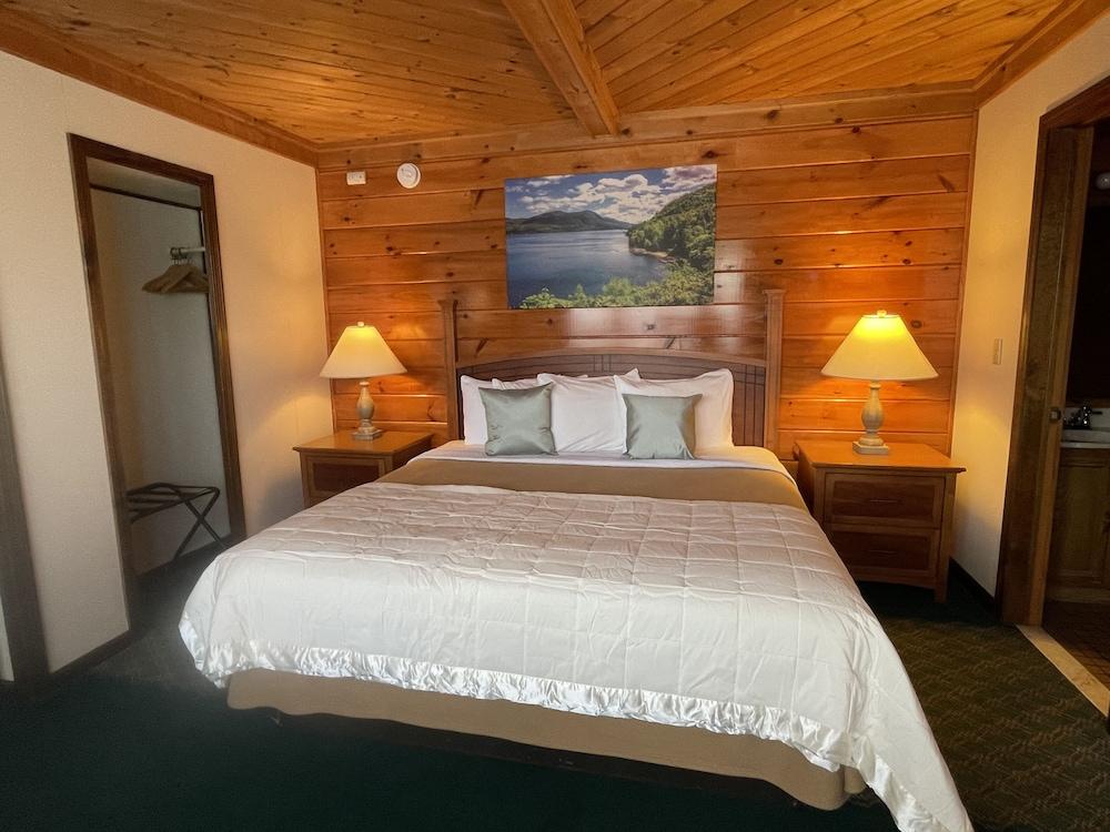 Lake Crest Inn photo 24