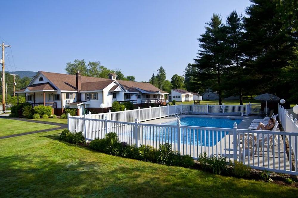 Riverbank Motel and Cabins photo 24